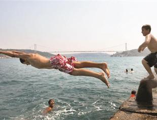 Record heat wave felt all around the country