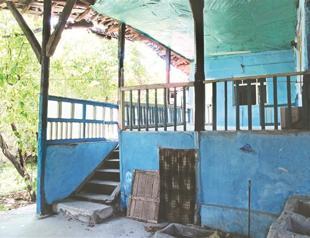 Çorum’s castle surrounded by abandoned houses
