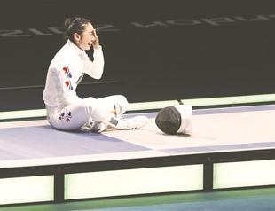 Shin wins sympathy, but no medals after dramatic wait