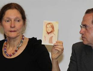 Founder of WikiLeaks suffers: Mom