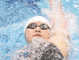 Ye controversy overshadows Phelps’ historic bid