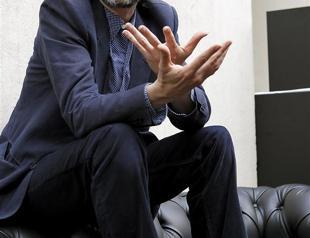 Top British rockers seek release of Russian band