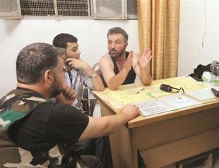 Senior ex-army commander shares knowledge with FSA