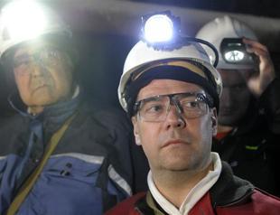 Medvedev suggests Turkey as summer holiday destination for Russia