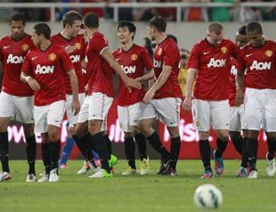 Manchester United eyes over $300 million in Wall Street IPO