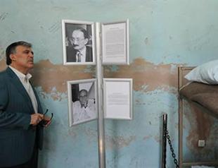 Turkish president visits prison-turned-museum