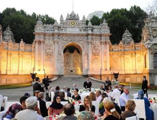 Ottoman descendent seeks to get married in grandfathers palace