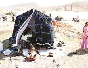 Iran faces criticism over relief efforts after quakes