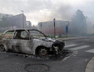 Amiens riot raises fears of wave of unrest