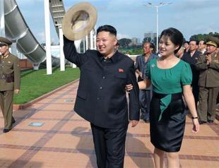 Wife of N. Koreas Kim is former singer: S. Korea