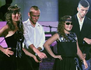 Fashion show shines spotlight on Ukraine disabled