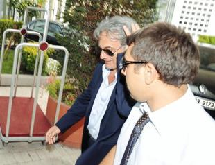 Fugitive Syria chief in talks with Turkey