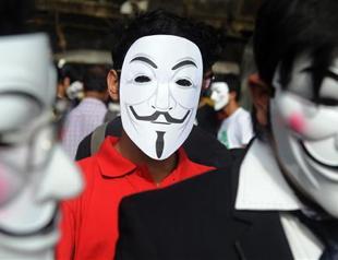 French T-shirt firm draws Anonymous ire over trademarks