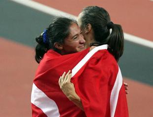 Turkey scores gold, silver in womens 1500m
