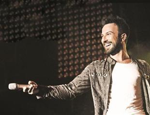 POP STAR TARKAN TO GIVE FOUR CONCERTS IN A ROW