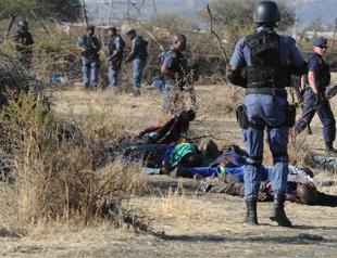 S.Africa police say mine killings were self-defence; 34 dead (VIDEO)