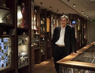 Turkish author Pamuk likens secular class’ attitude to South African racism
