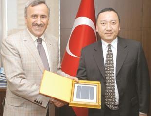 Chinese firm to put $600 million in solar panel sector