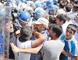 Intellectuals call on Şahin to quit