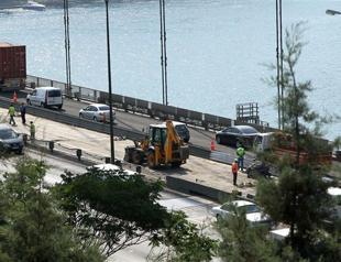 Another lane to close down on Istanbul bridge