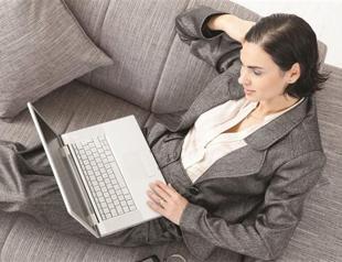 Internet users peruse food websites during Ramadan