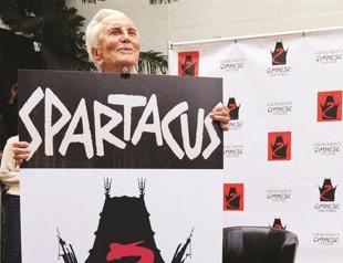 Kirk Douglas recalls ‘Spartacus’ censorship