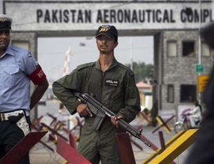 Nuclear arsenal safety questioned as 10 die in Taliban attack on Pakistan base