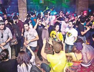 Pakistan’s underground parties push boundaries