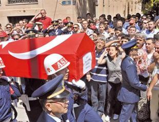 Dead soldiers buried in their hometowns
