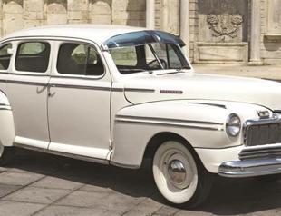 Auction to focus on old and classic cars