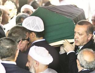 Politicians, business world, rival say farewell to founder of Ülker