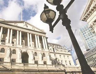 UK economy shrunk by 0.5 pct in quarter