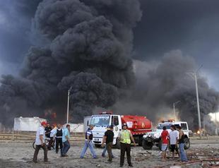 Venezuela in mourning after refinery blast kills 39