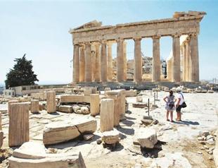 Museum denies plans of returning fragments