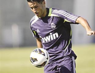 Şahin looking forward to playing alongside Gerrard