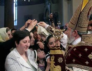 Armenians in Syria fear likely Muslim Brothers’ rule