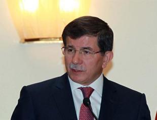 Rights body permitted to visit refugee camp housing Syrian military defectors