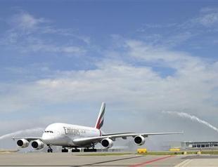 Spains Vueling denies reports of hijacked plane to Amsterdam