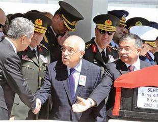 Çiçek’s roadmap gets cold shoulder from AKP officials