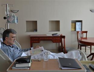 Gül studying Syria in his sickbed