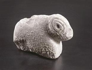 Israeli archeologists find rare stone age figurines