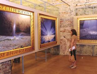 Dolmabahçe Palace gallery opens Islamic art exhibition