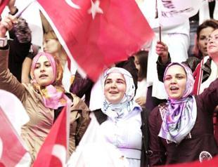 The search for new faces in the AKP