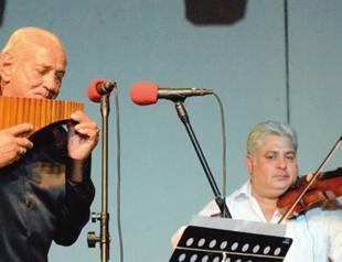 Gheorghe Zamfir to sing in Antalya