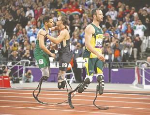 Pistorius revisits ‘blade debate’