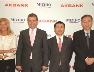 Akbank, Mizuho Bank sign cooperation deal