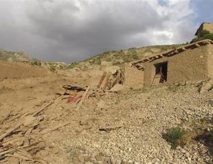 More than 70 feared dead in Afghan quakes