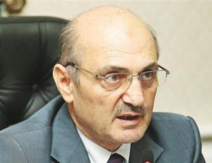 Two bids for finance center work