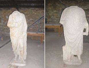 Headless statues unearthed in Aphrodisias excavations