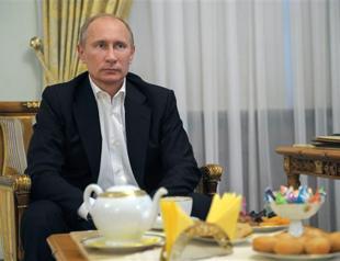 Russias oil output hits post-Soviet high